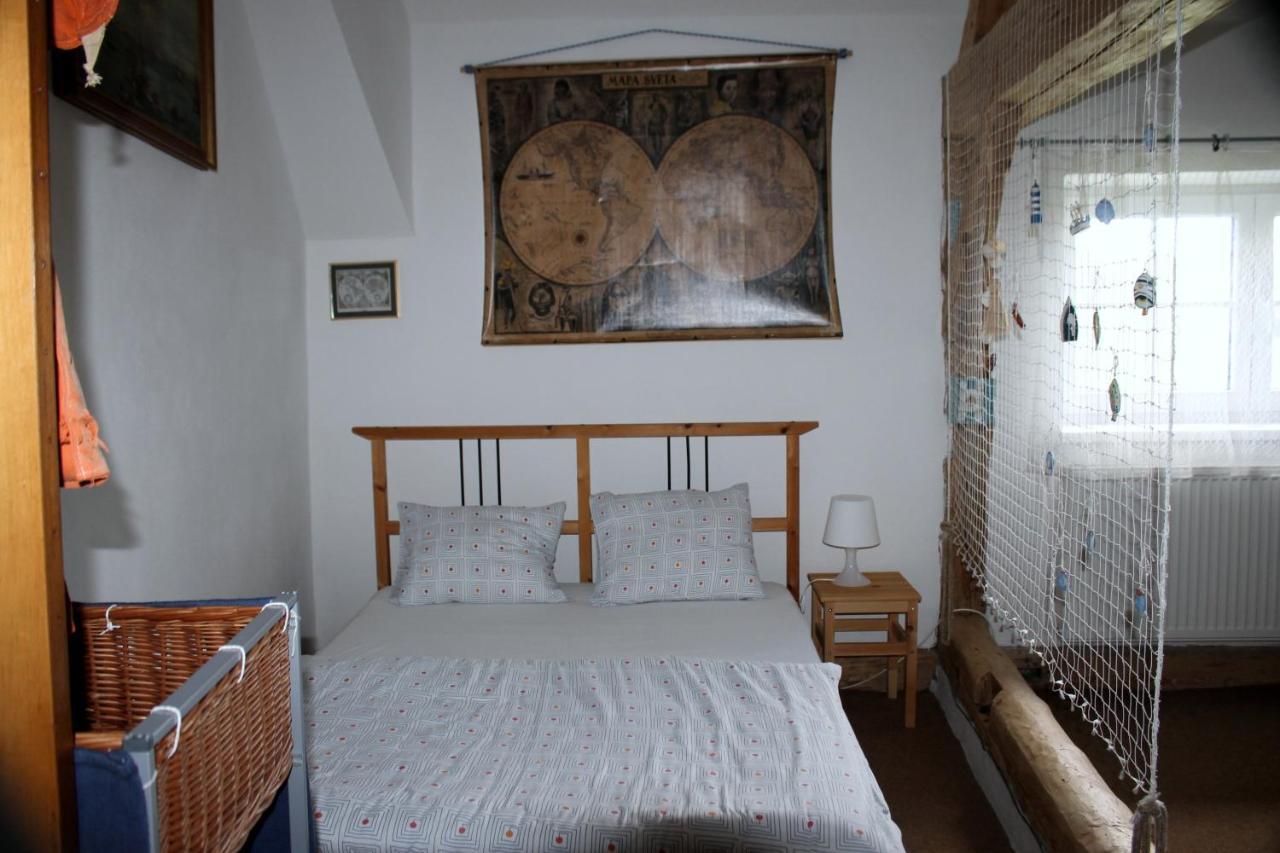 Statek Krizove Pole Apartment Vyssi Brod Luaran gambar